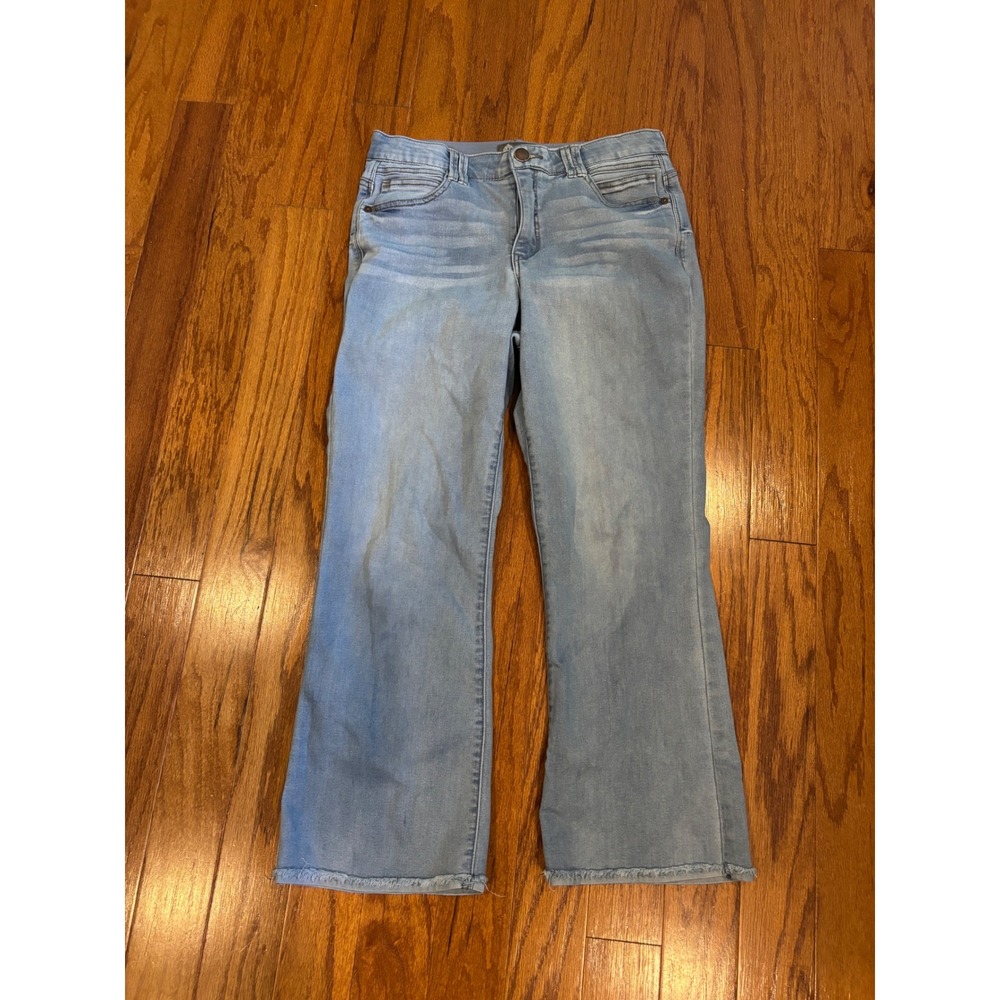 Democracy Ab Technology Light Wash Frayed Ankle Bootcut‎ Jeans Size 8